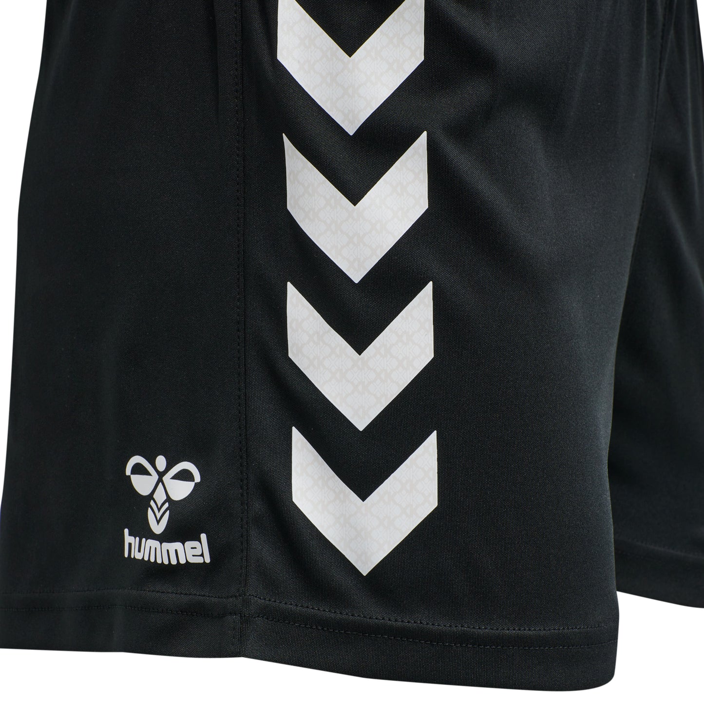 Hummel CORE XK Poly Shorts Woman Schwarz